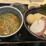 麺屋一燈 - 「特製濃厚魚介つけ麺」と「海苔 5枚」と「別トッピング辛味」