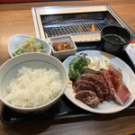 Yakiniku No Watami - ロース　ハラミ定食