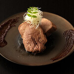 Boiled tongue and stewed radish *Limited quantity