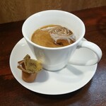 キッチン ブルー グローブ - ミルクを入れます