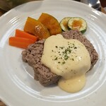 キッチン ブルー グローブ - 鶏挽肉と茸のテリーヌのアップ