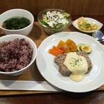 キッチン ブルー グローブ - 鶏挽肉と茸のテリーヌ　トリュフ薫るチーズソース