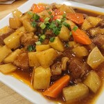 唐人 中華料理 - ・牛肉とジャガイモ焼き