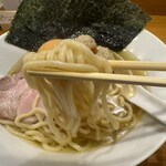 しののめヌードル - 麺箸あげ