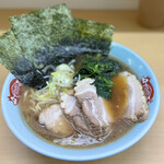 横浜ラーメン 町田家 - 