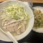 麺屋　縁 - ネギ鶏ラーメン+半チャーハン　¥950-