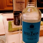 鮨 詠心 - お水は世界クラスのソムリエご用達な「ヒルドンのミネラルウォーター」