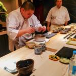 鮨 詠心 - 真剣そのもの