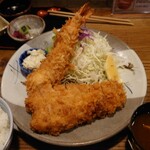 とんかつ 桐の家 - ロースミックス定食