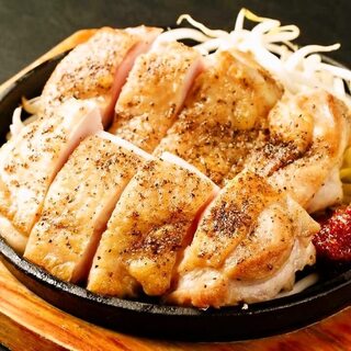 Enjoy the rich flavor of the branded chicken "Oyama Shamo Chicken" ♪ A selection of exquisite dishes ◎