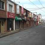 新珍 - 南側から望む