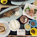 民宿 青塚食堂 - 大漁定食