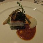 ロワゾー・パー・マツナガ - ヒラメのポワレ　そのジュでつくったソース。