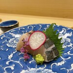 Kyou To Sushi Momonoki - 