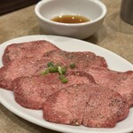 和牛一頭焼肉 房家 - 