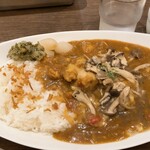 元町チキンカレーのお店 パルフェ - 