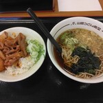 Yamada Udon - ミニ赤パンチ丼400円、たぬきそば370円(2023.11.4)