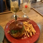 KAKUMEI Burger & cafe - 