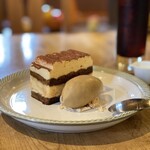 オークウッド - 