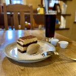 オークウッド - 