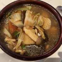 China Four Seasons 六本木店 - 五目湯麺