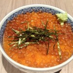 札幌かすそばtoてんぷら風土 - イクラ丼　けっこうイクラが入ってます