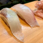 寿し辰 - 美しいヒラメとカンパチ。