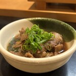 寿し辰 - ほろほろキュッキュな牛すじ煮。