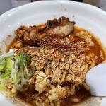 旨辛ラーメン 表裏 - 