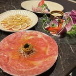 Koshitsu Yakiniku Ushiaburi - 