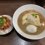 ヌードル＆スパイスカレー 今日の1番 - 