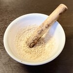 かつ治 - すりごま