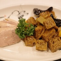 金陵 銀座本店 - 季節の前菜二種盛り合わせ