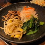 炭火焼ホルモン ぐう - 