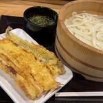 丸亀製麺 - 