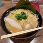 横濱家系ラーメン 武田家 - 