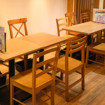 北海道チューボー - テーブル席