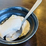 とんかつ 串揚げ 優膳 - 一口デザート（杏仁豆腐）