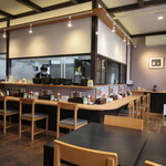 かつじゅん - 内観