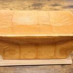 CENTRE THE BAKERY - 『角食パン（1080円税込）』
