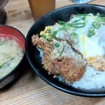 まるはのかつ丼 - かつ丼＆味噌汁