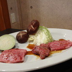 カルビ３種盛り