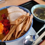 んめ!!テイク食堂 - メンマカレー（680円）