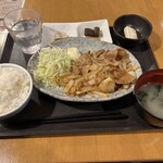 まるみ食堂 - 生姜焼き定食