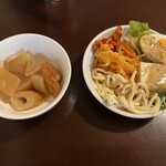 美食亭 - サービス風100円サラダバー