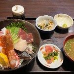Supaizakaya Tottori Daizen - ■極上海鮮丼￥2,200