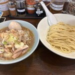 Jikaseimentsukemen momiji - 味玉肉野菜清湯つけ麺