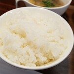 キッチン ブルー グローブ - ご飯大盛りのアップ