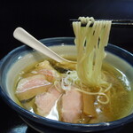 Ramen Kanade - 麺は細麺　いただきます(^^♪
