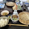 二八そば ひらい - 料理写真:そばと麦とろごはんのセット(手前)と天ぷら盛り合わせをはさんでもりそば(奥)